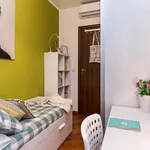 Rent a room of 75 m² in Milan