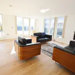 Rent 3 bedroom flat of 89 m² in Slough