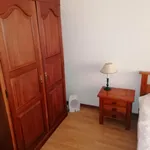 Rent 3 bedroom apartment in Porto