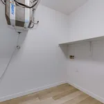 Appartement de 1097 m² avec 4 chambre(s) en location à Sherbrooke