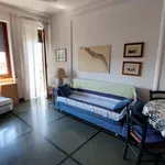 Rent 4 bedroom apartment of 166 m² in genova