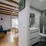 Rent 2 bedroom apartment of 77 m² in barcelona