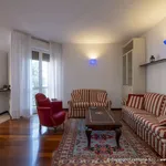 Rent 3 bedroom apartment of 75 m² in Milan