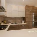 Rent 1 bedroom apartment of 91 m² in Genova