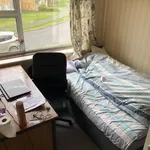 Rent 4 bedroom apartment in West Midlands