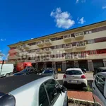 Affitto 3 camera appartamento di 80 m² in Caserta