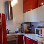 Rent 2 bedroom apartment of 65 m² in Milano