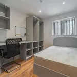 Rent 6 bedroom flat in West Midlands