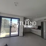 Rent 3 bedroom apartment of 102 m² in Κοντόπευκο