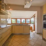 Rent 3 bedroom house of 1600 m² in Archennes