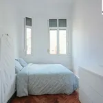 Rent 16 bedroom apartment in Lisbon