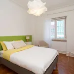 Rent a room in lisbon