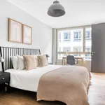 Miete 2 Schlafzimmer wohnung von 1184 m² in Zurich