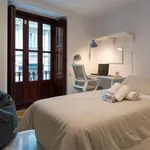 Rent 3 bedroom apartment in Valencia