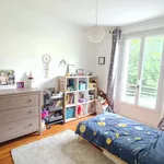 Maison de 114 m² avec 6 chambre(s) en location à Yerres