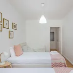 Rent 2 bedroom apartment in porto