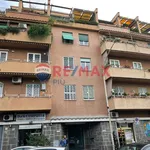 Rent 2 bedroom apartment of 70 m² in Roma