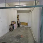 Affitto 8 camera appartamento di 131 m² in Genova