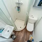 Rent 4 bedroom flat in West Midlands