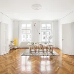 Miete 5 Schlafzimmer wohnung von 163 m² in Berlin