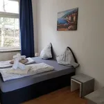 Miete 4 Schlafzimmer wohnung von 969 m² in Wuppertal