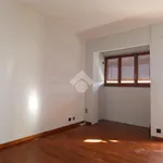 Rent 5 bedroom apartment of 150 m² in Torino