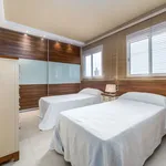 Alquilo 4 dormitorio apartamento de 110 m² en Valencia