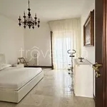 Rent 1 bedroom apartment of 150 m² in Taranto