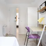 Rent a room of 80 m² in madrid