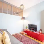 Rent 1 bedroom apartment of 52 m² in Paris