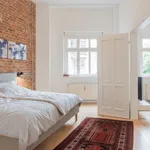 Rent 3 bedroom apartment of 91 m² in Berlin