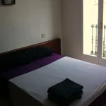 Rent a room in Barcelona']