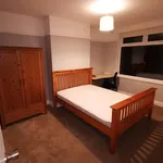 Rent 4 bedroom house in Bristol