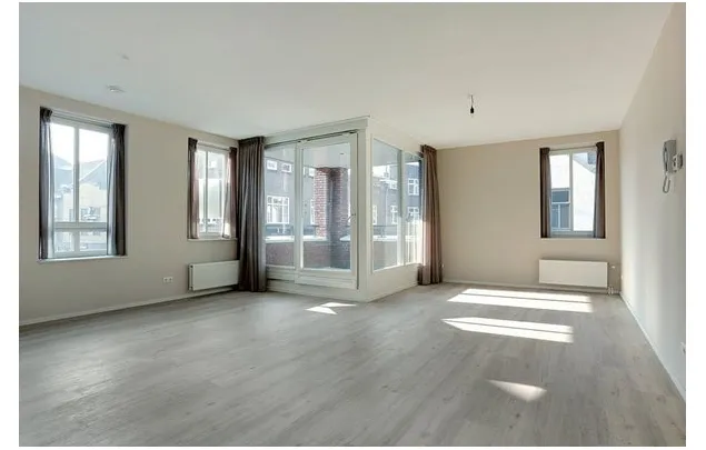 Huur 3 slaapkamer appartement van 95 m² in Helmond