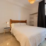 Alquilo 4 dormitorio apartamento de 45 m² en Valencia