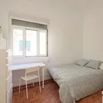 Rent a room in lisbon