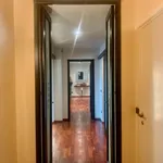 Affitto 8 camera appartamento di 220 m² in Firenze