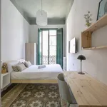 Rent 3 bedroom apartment of 15 m² in Barcelona