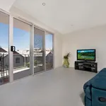 Rent 2 bedroom apartment in North Fremantle