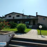 Rent 4 bedroom house of 300 m² in Rome