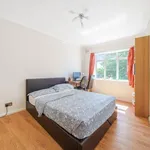 Rent 3 bedroom apartment in Borough of Spelthorne