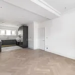 Rent 3 bedroom apartment in London