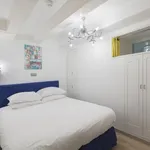 Rent 1 bedroom apartment of 700 m² in Amsterdam