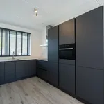 Huur 3 slaapkamer huis van 94 m² in Almere