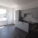 Rent 3 bedroom flat in South West England