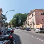 Rent 5 bedroom apartment in Rome