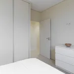 Rent 2 bedroom apartment in Porto