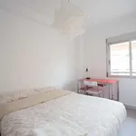 Rent a room of 60 m² in valencia