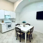 Rent 2 bedroom apartment of 40 m² in Napoli