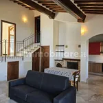 Rent 4 bedroom house of 120 m² in Siena